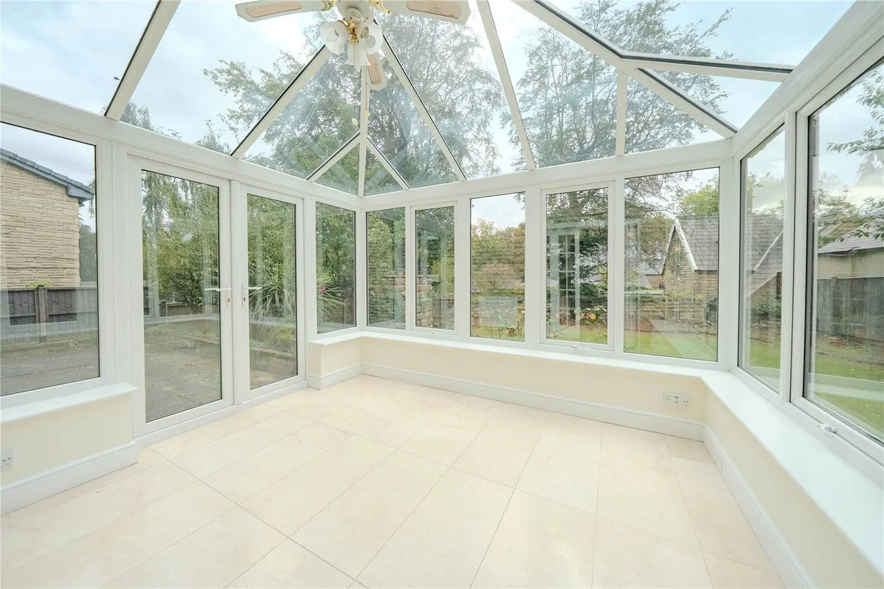 Oaklea Hall Close, Adel, LS16, photo 13