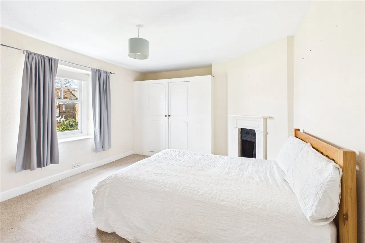 Kirkstall Road, London, SW2, photo 4
