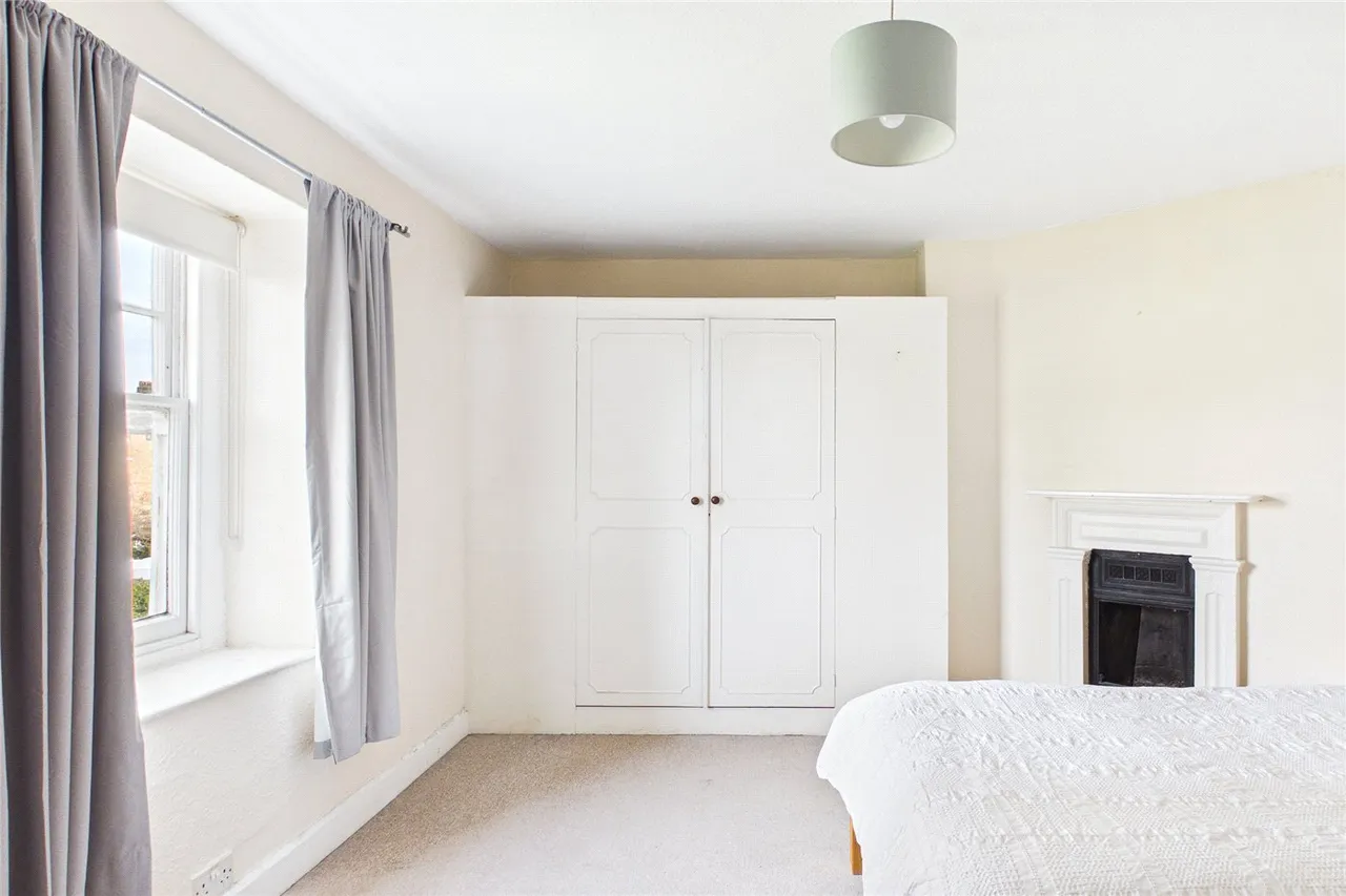 Kirkstall Road, London, SW2, photo 5