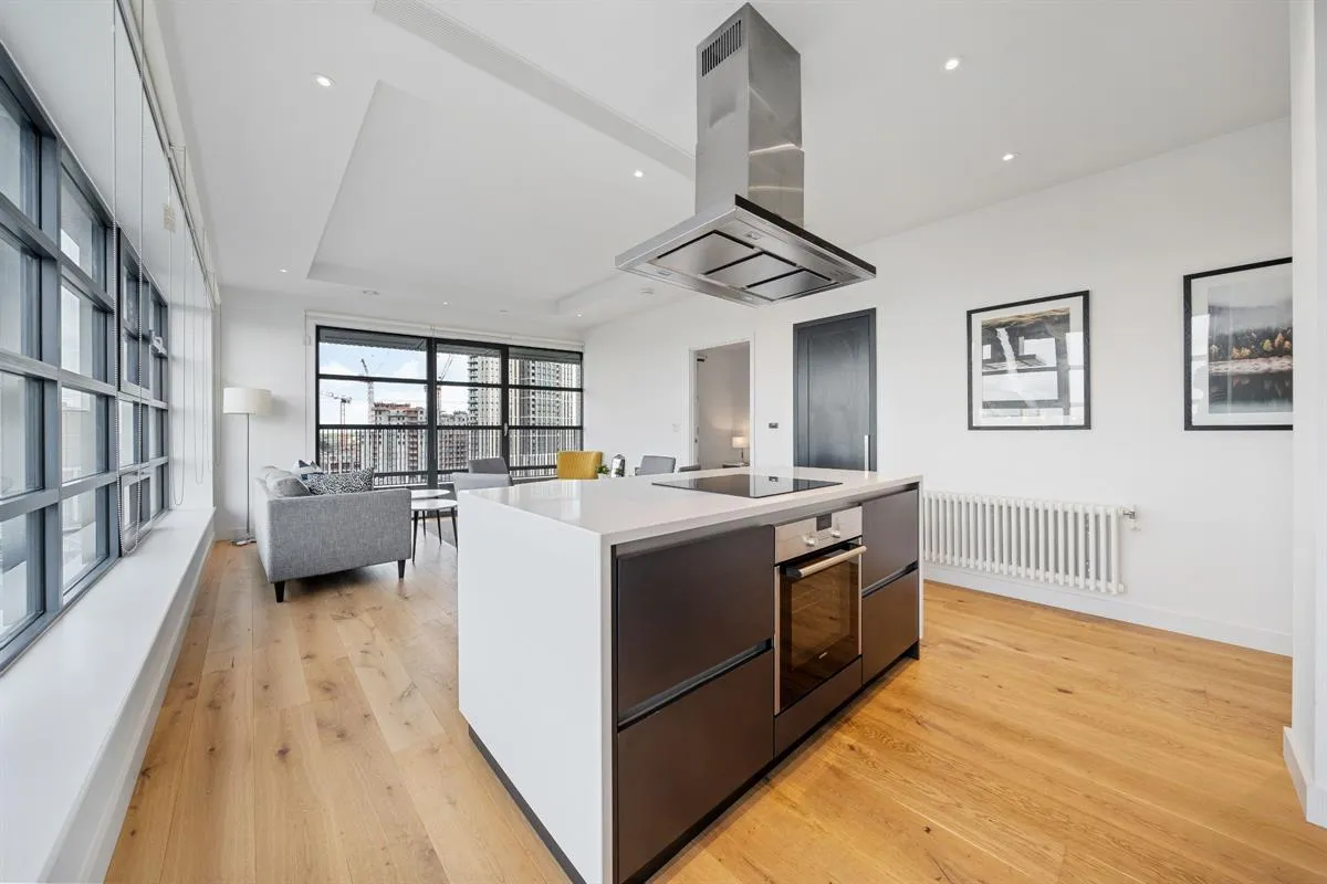 Flat , Bridgewater House, Lookout Lane, London, photo 8