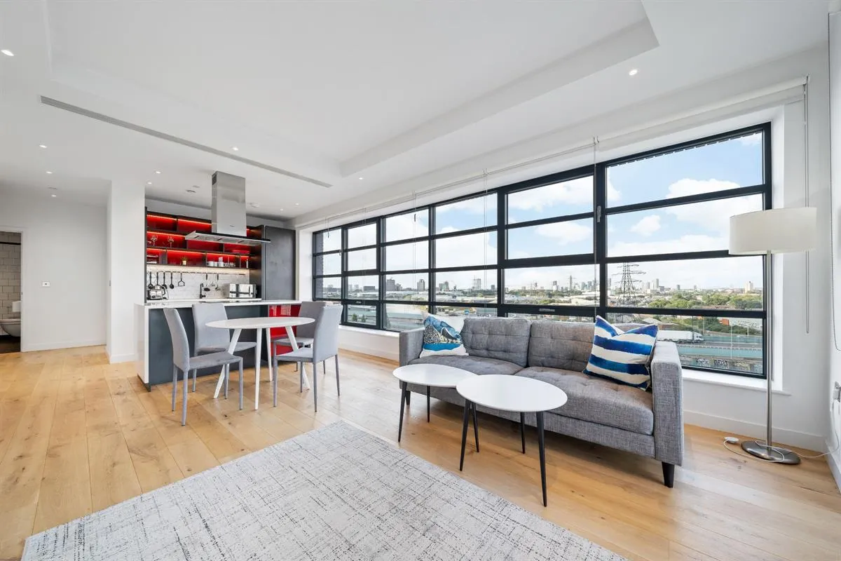 Flat , Bridgewater House, Lookout Lane, London, photo 6