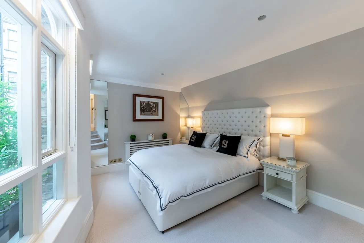 West Halkin Street, Belgravia, SW1X, photo 5