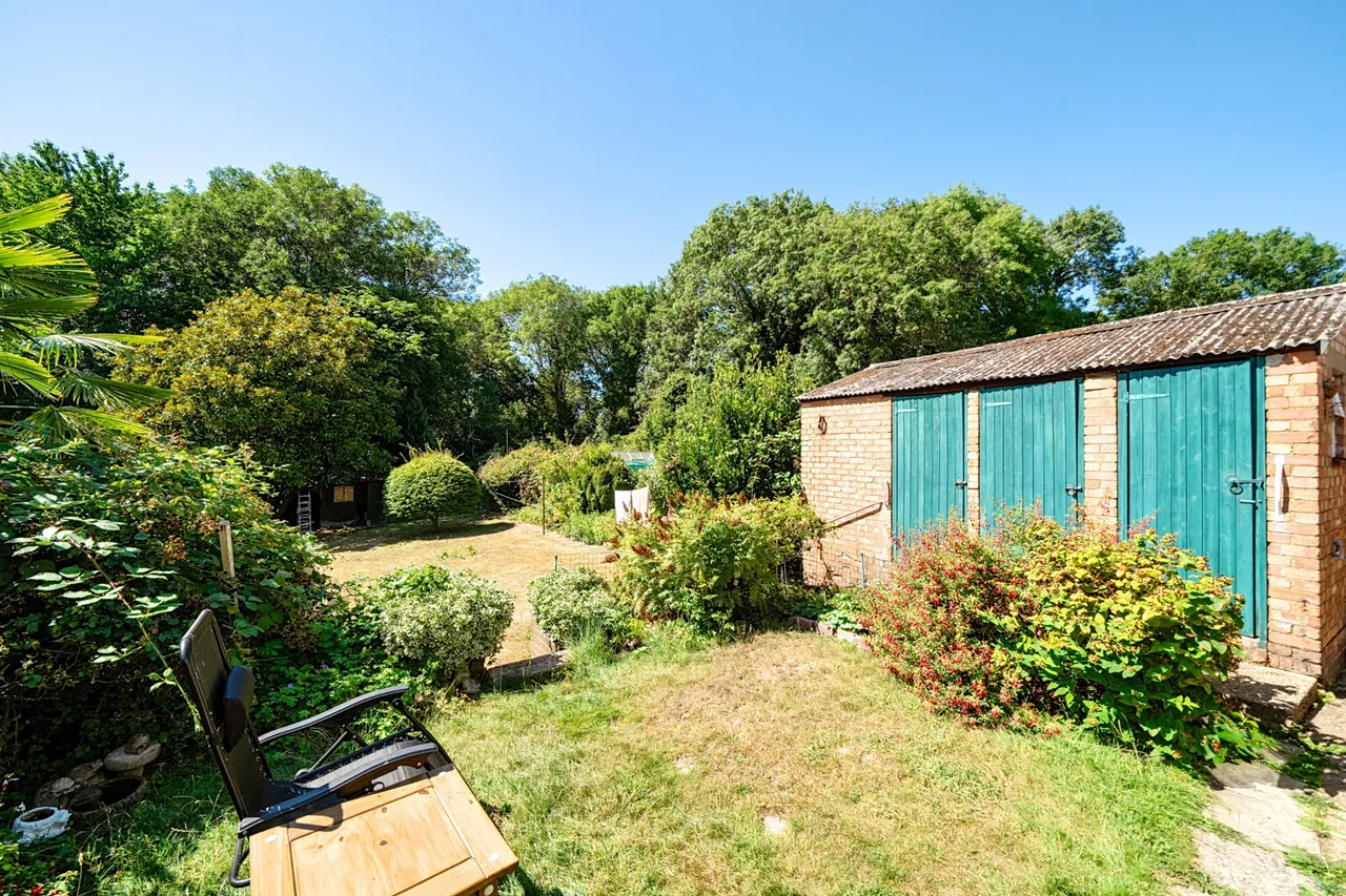 St. Marys Road, Harefield, UB9, photo 9