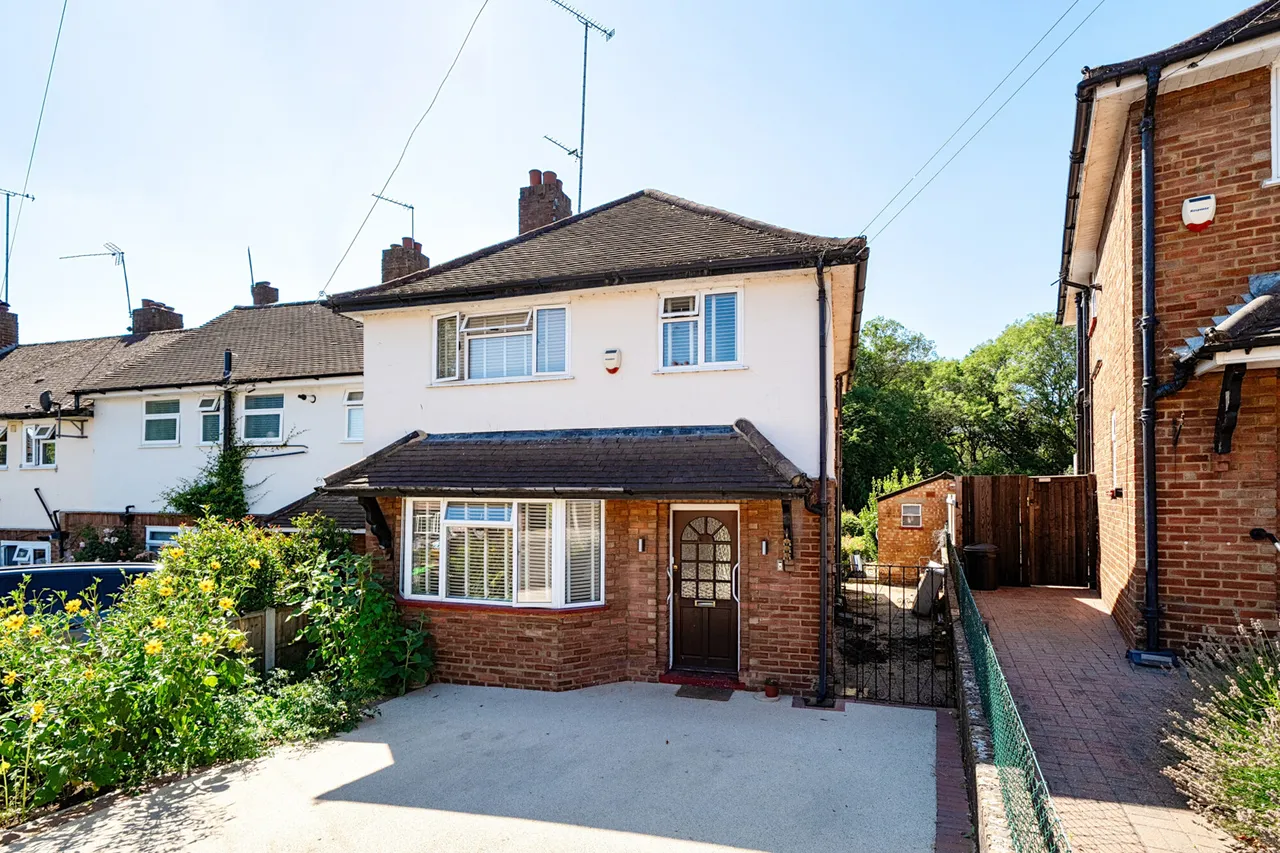 St. Marys Road, Harefield, UB9, photo 19