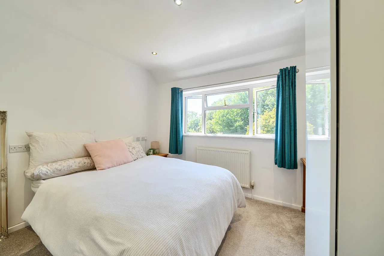 St. Marys Road, Harefield, UB9, photo 6