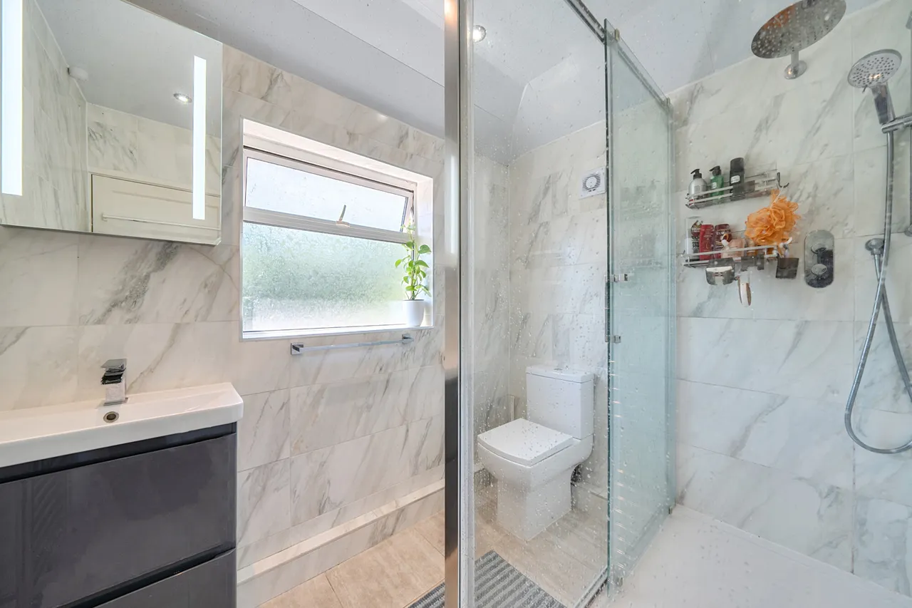 St. Marys Road, Harefield, UB9, photo 7