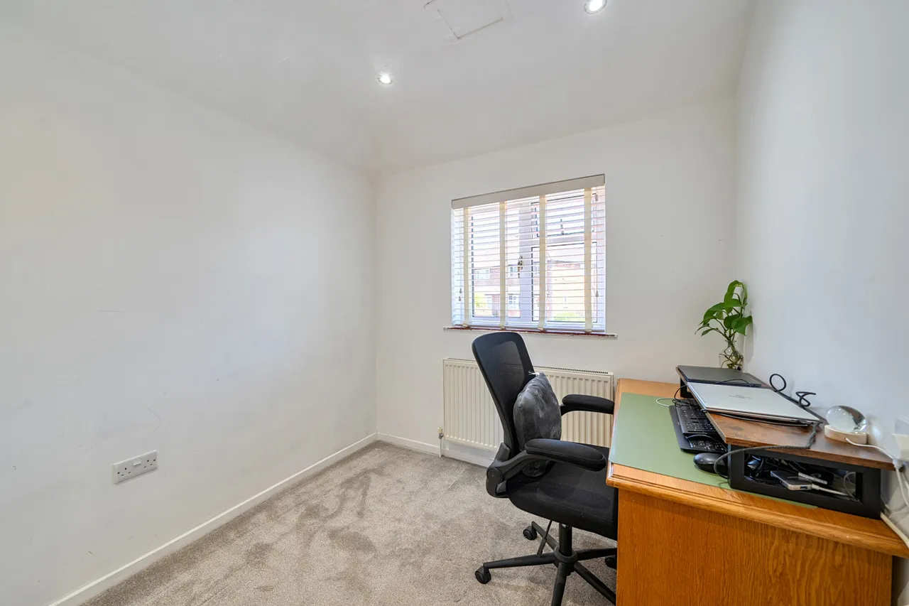 St. Marys Road, Harefield, UB9, photo 8