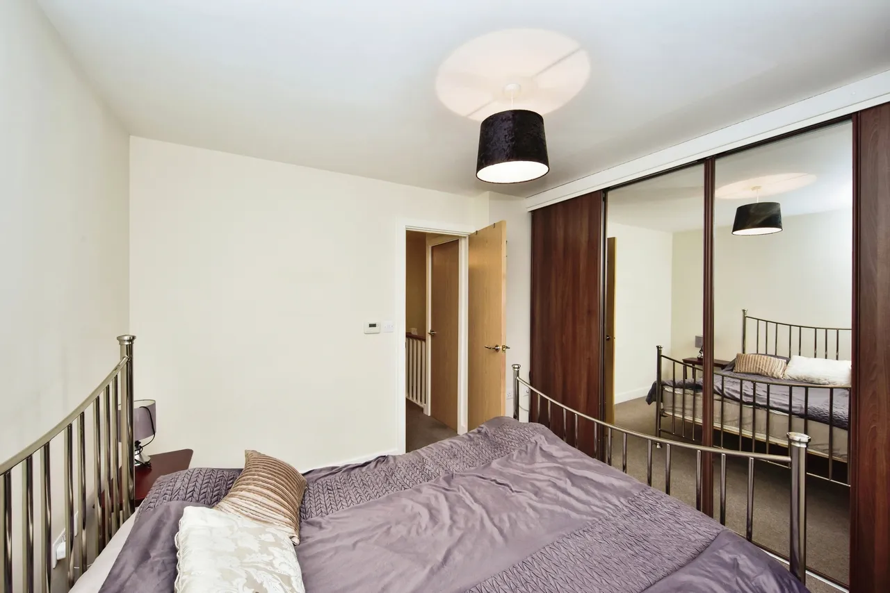Crocus Avenue, Sheerness, ME12, photo 15
