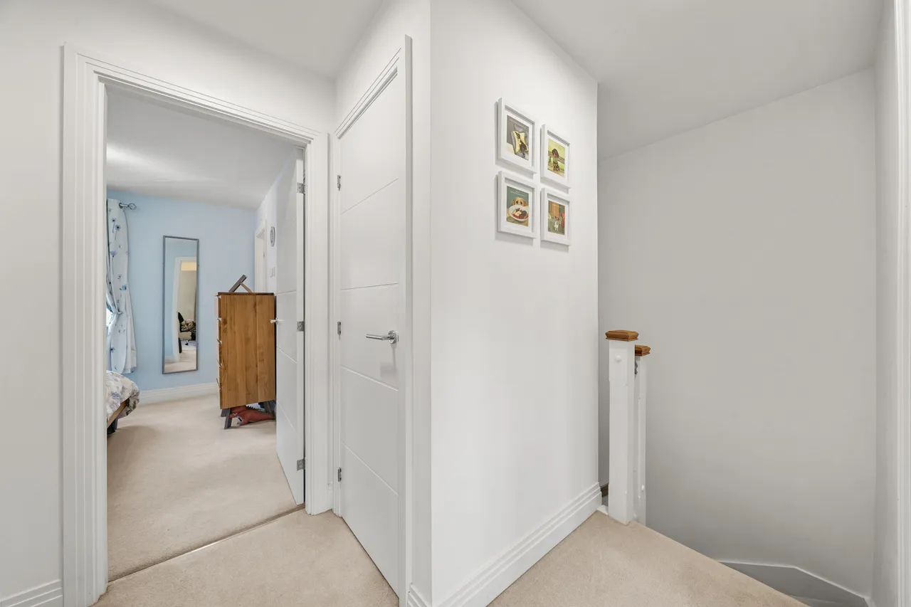 Garrett Crescent, Ottershaw, KT16, photo 16
