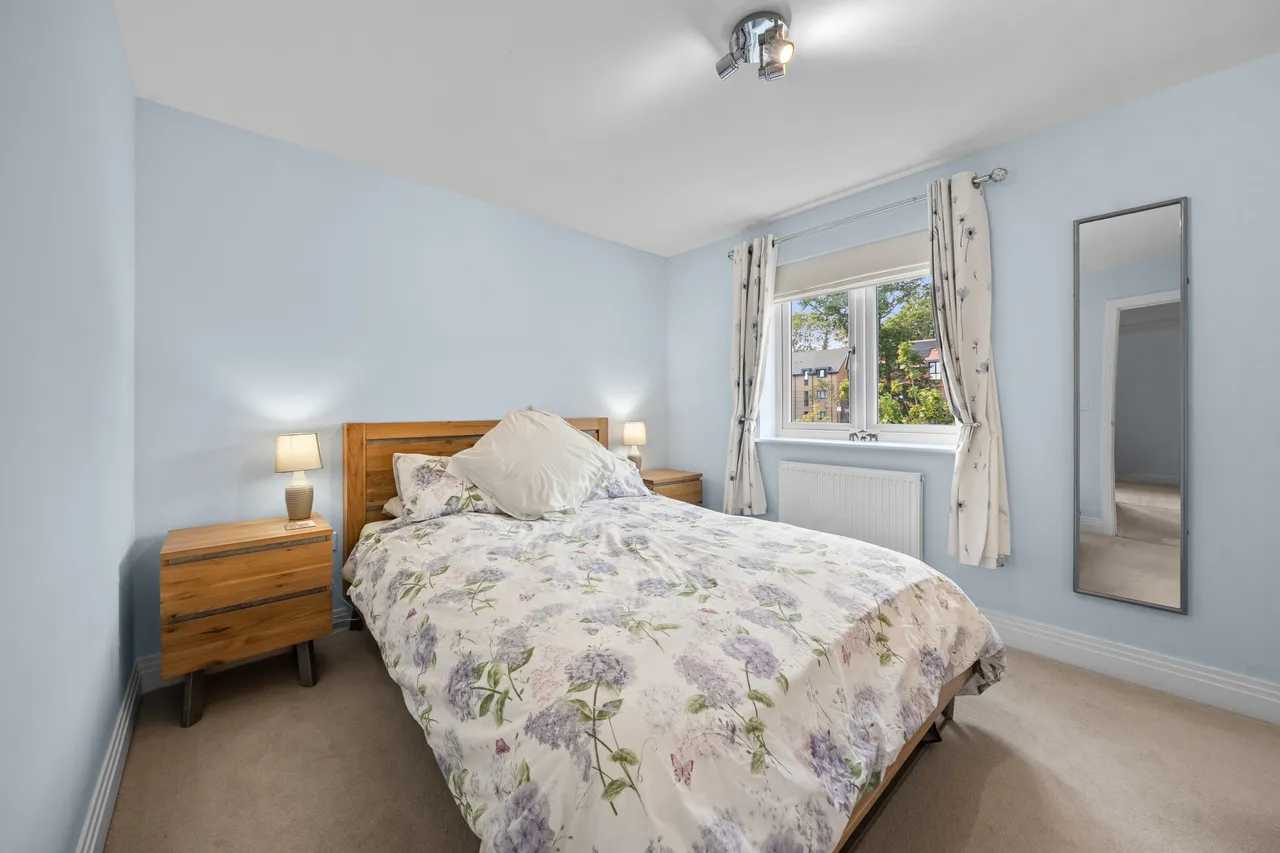 Garrett Crescent, Ottershaw, KT16, photo 12