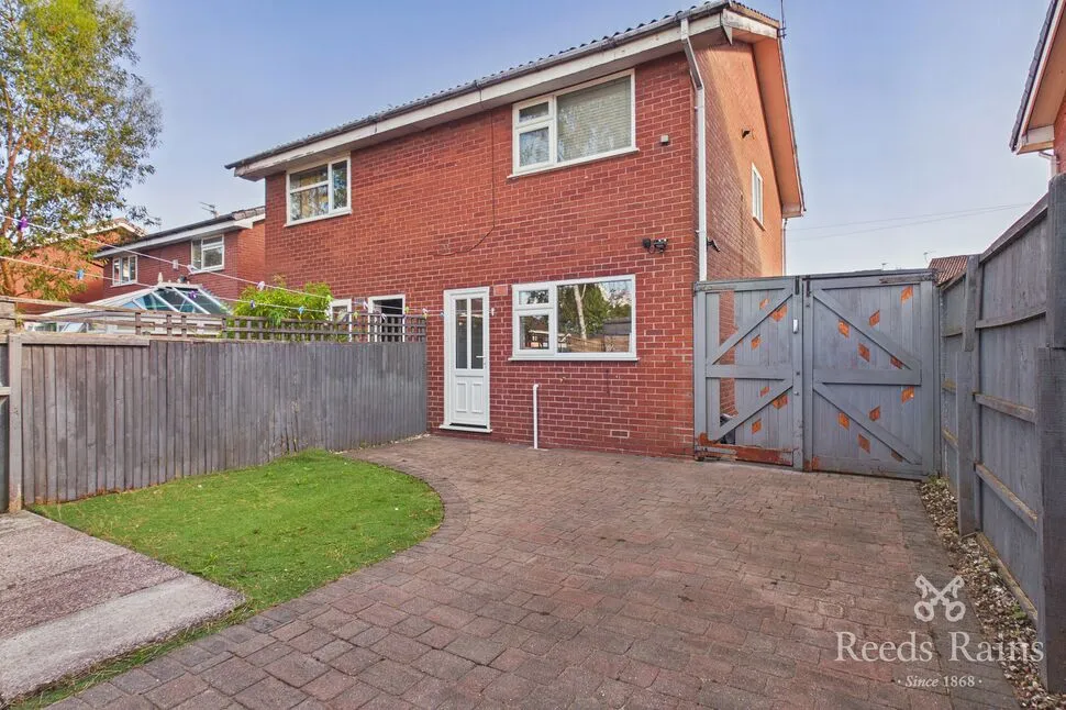 Bowness Road, Timperley, WA15, photo 6