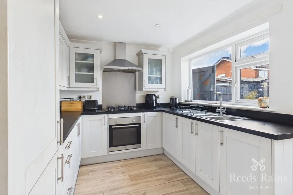 Bowness Road, Timperley, WA15, photo 9