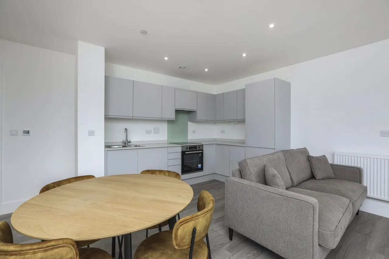 6 Medway Street, Strood, ME4, photo 13