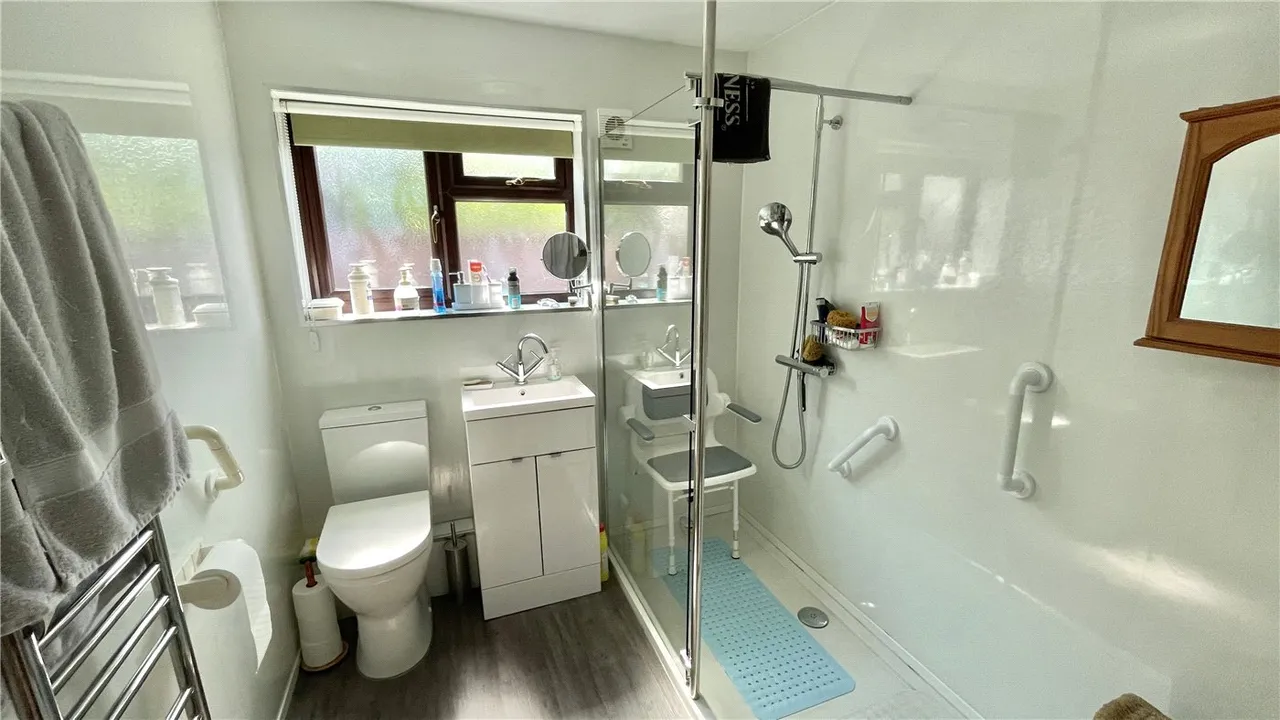 Woodward Court, Snitterfield, Stratford-upon-Avon, Warwickshire, CV37, photo 7