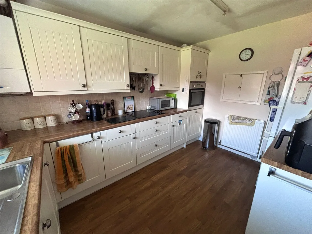 Woodward Court, Snitterfield, Stratford-upon-Avon, Warwickshire, CV37, photo 4