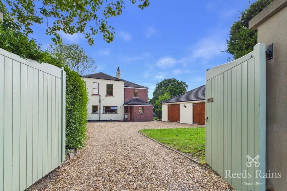 Millfield Road, Horbury, West Yorkshire, WF4, photo 2