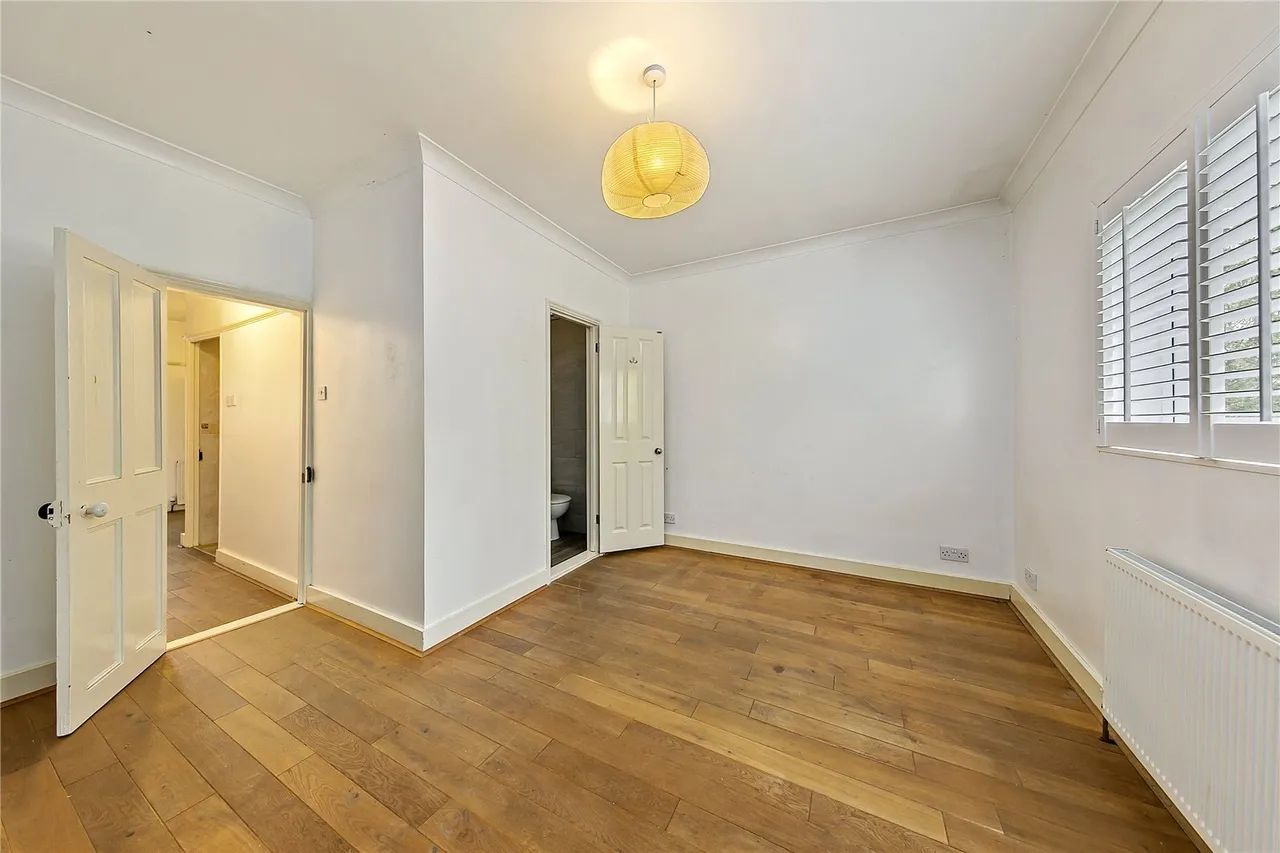 St. Marks Road, Teddington, TW11, photo 13