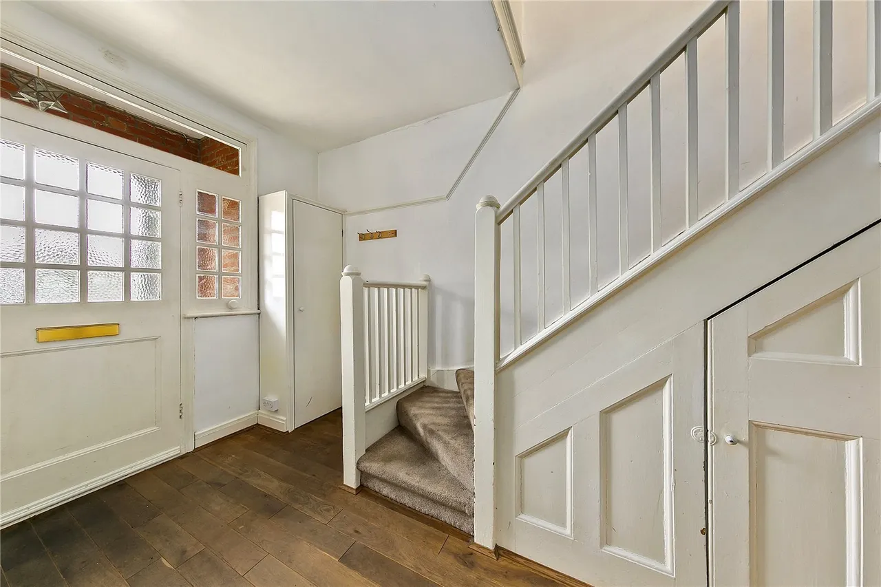 St. Marks Road, Teddington, TW11, photo 8