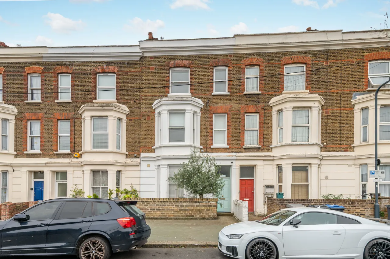 Flat 8, 20 Claremont Road, London, photo 6