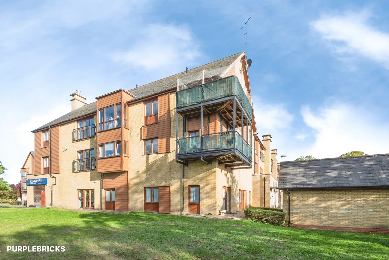 Pelman Way, Epsom, KT19, photo 19