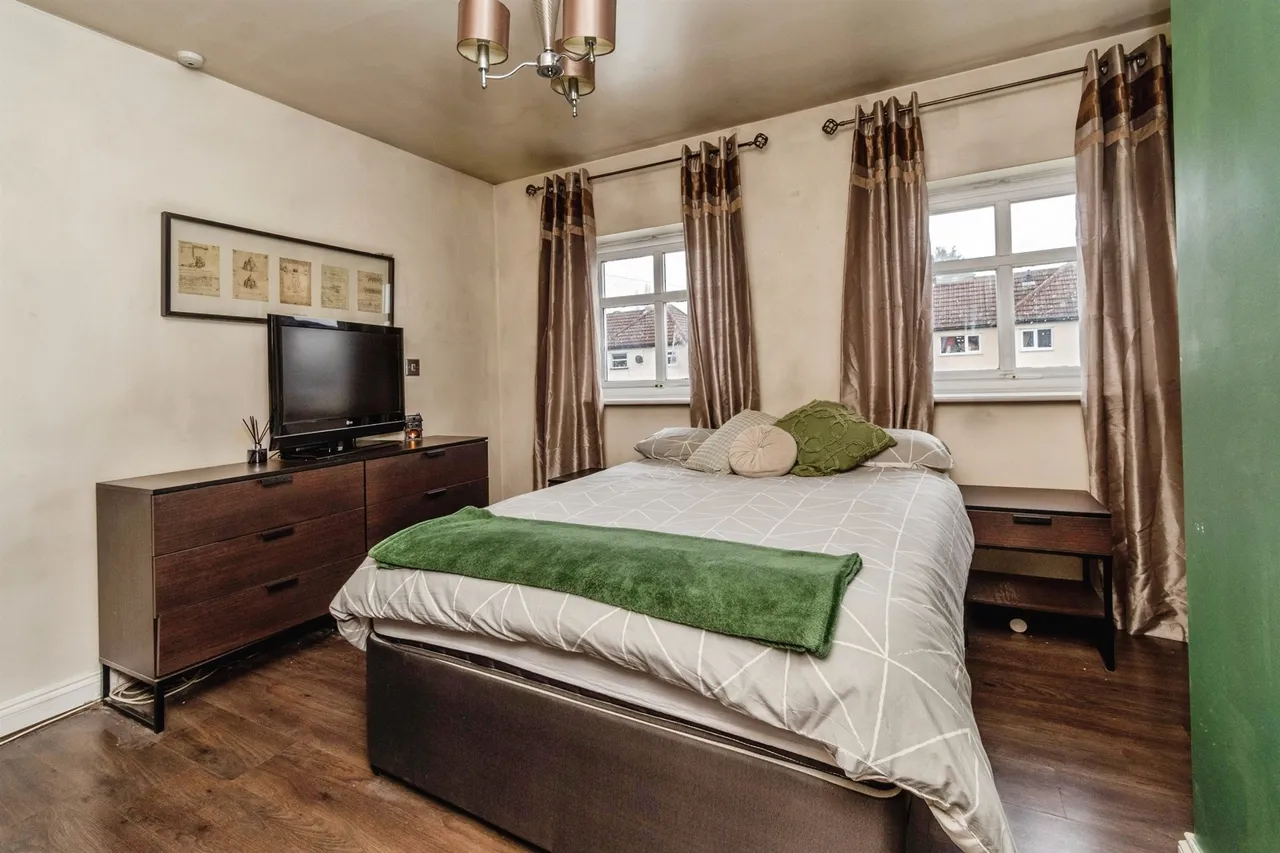 Laburnum Close, Cannock, WS11, photo 2