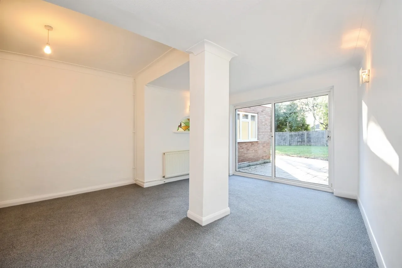 Ingrave Road, Brentwood, photo 7