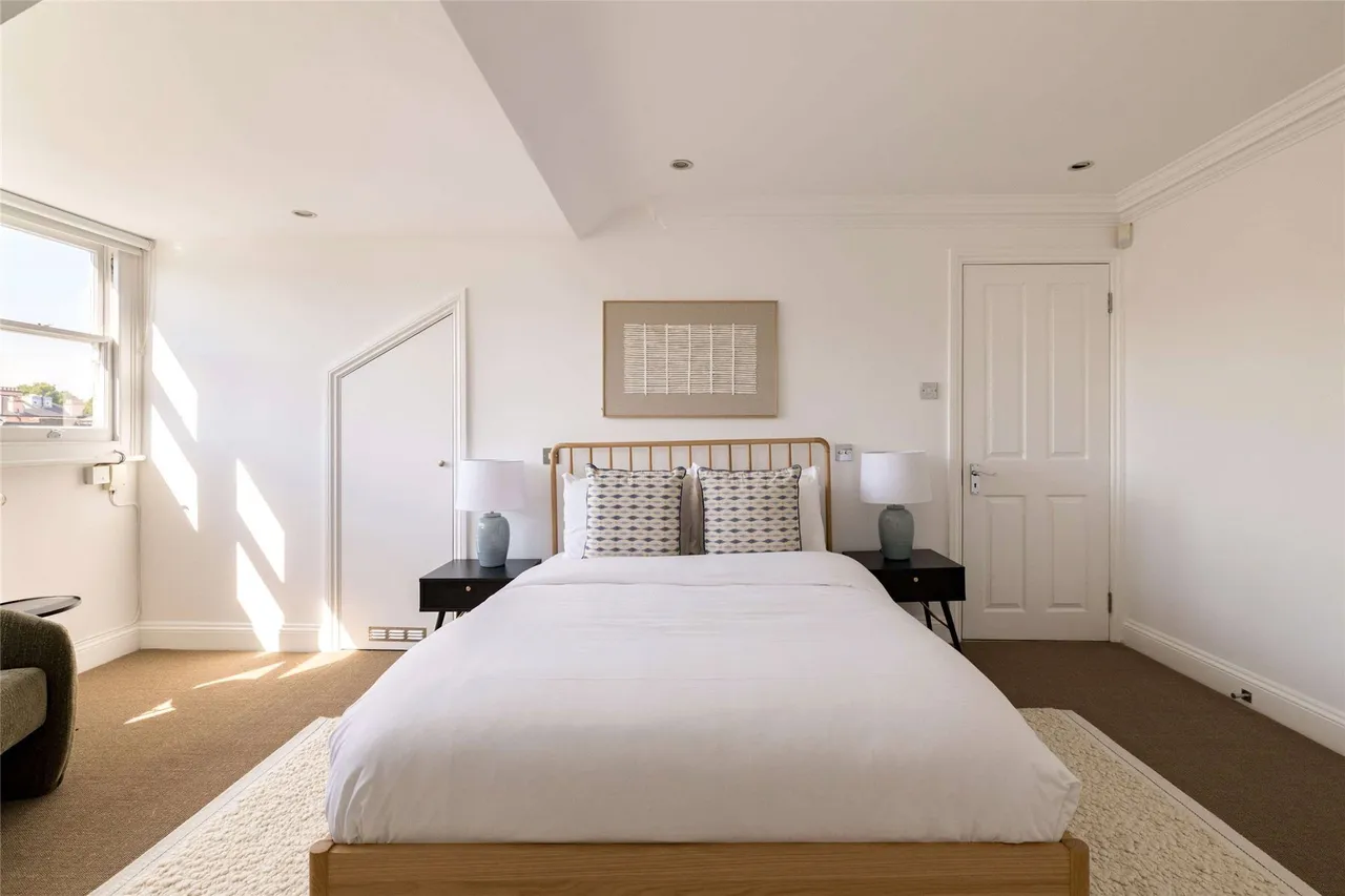 Steeles Road, Belsize Park, NW3, photo 29