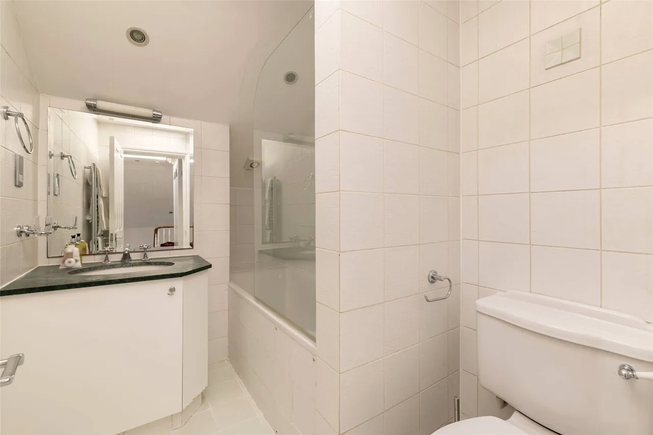Steeles Road, Belsize Park, NW3, photo 31