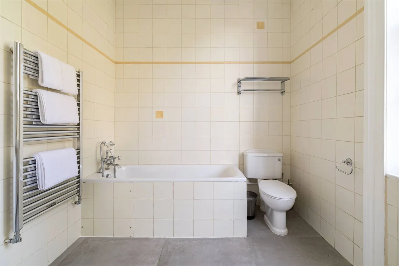 Steeles Road, Belsize Park, NW3, photo 16