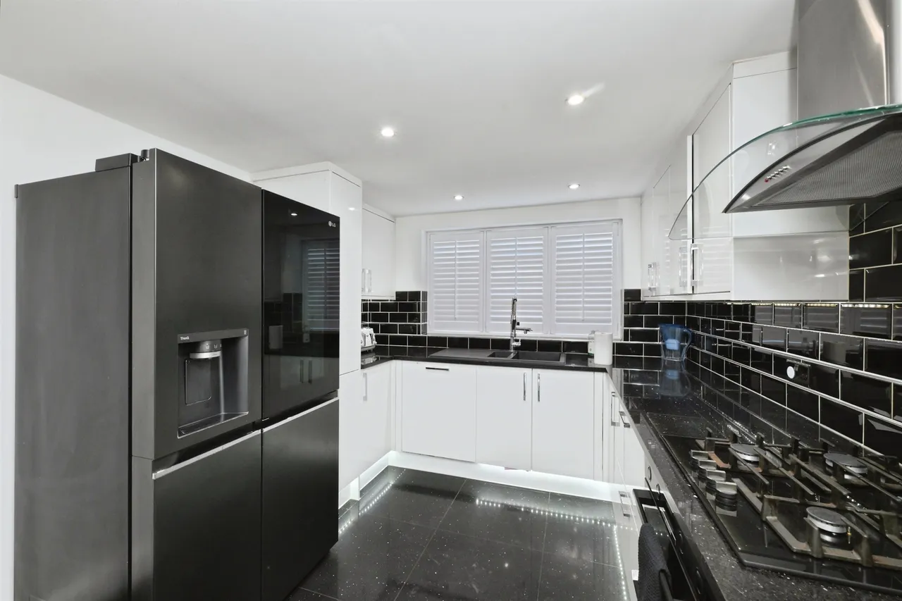 Lilliards Close, Hoddesdon, photo 10