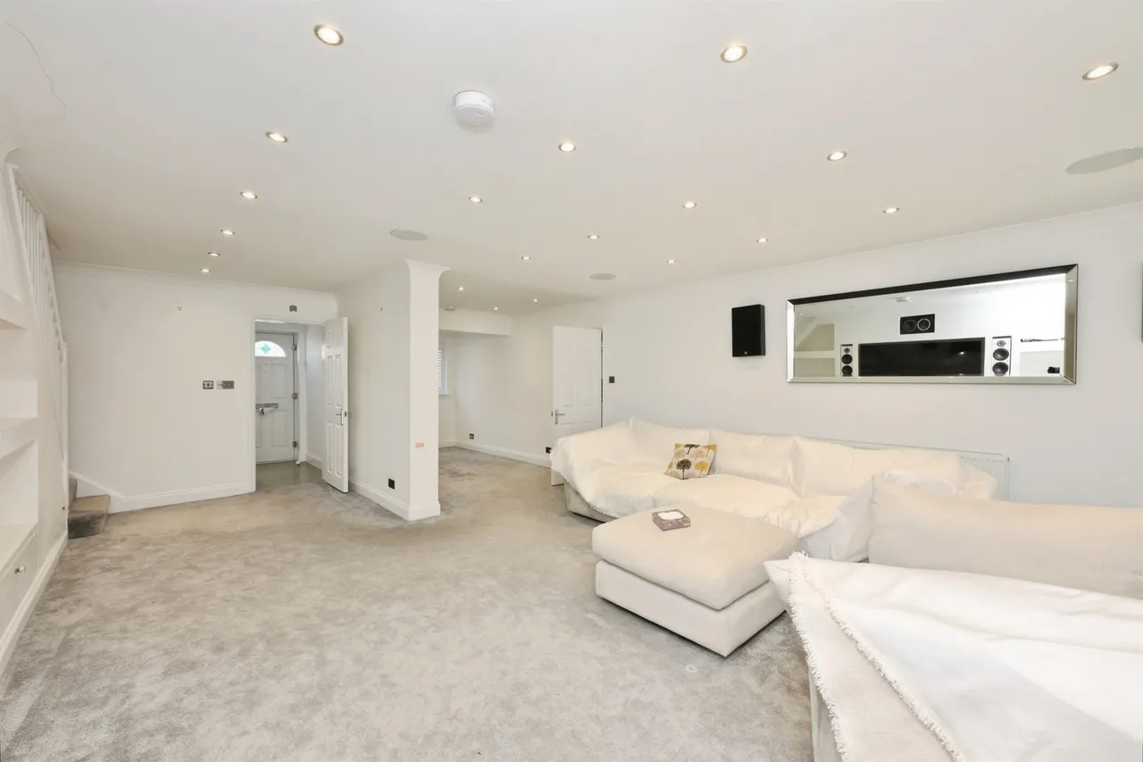 Lilliards Close, Hoddesdon, photo 5