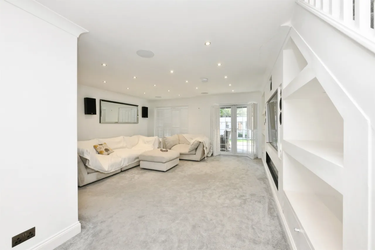 Lilliards Close, Hoddesdon, photo 3