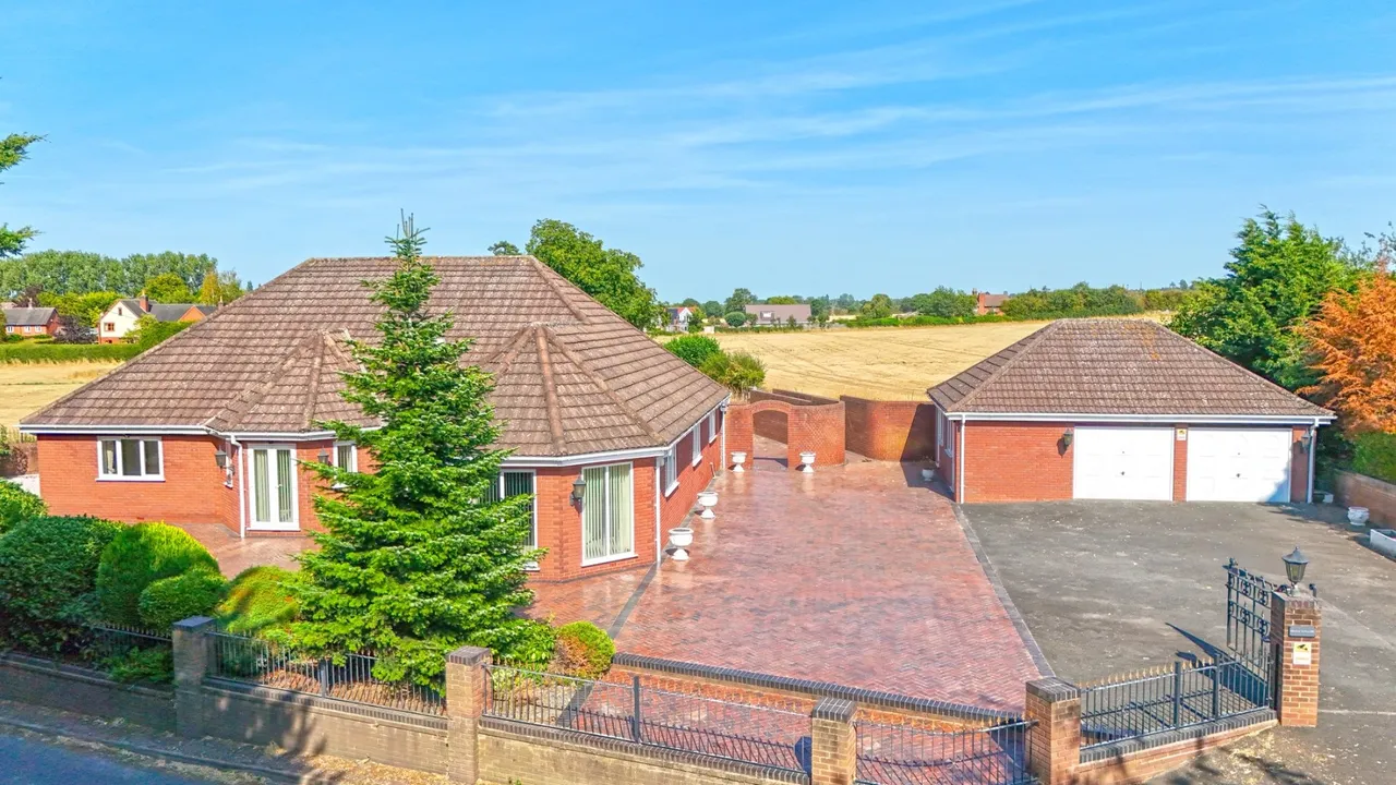 Maydenholme, Allscott, Telford TF6 5EG, photo 24