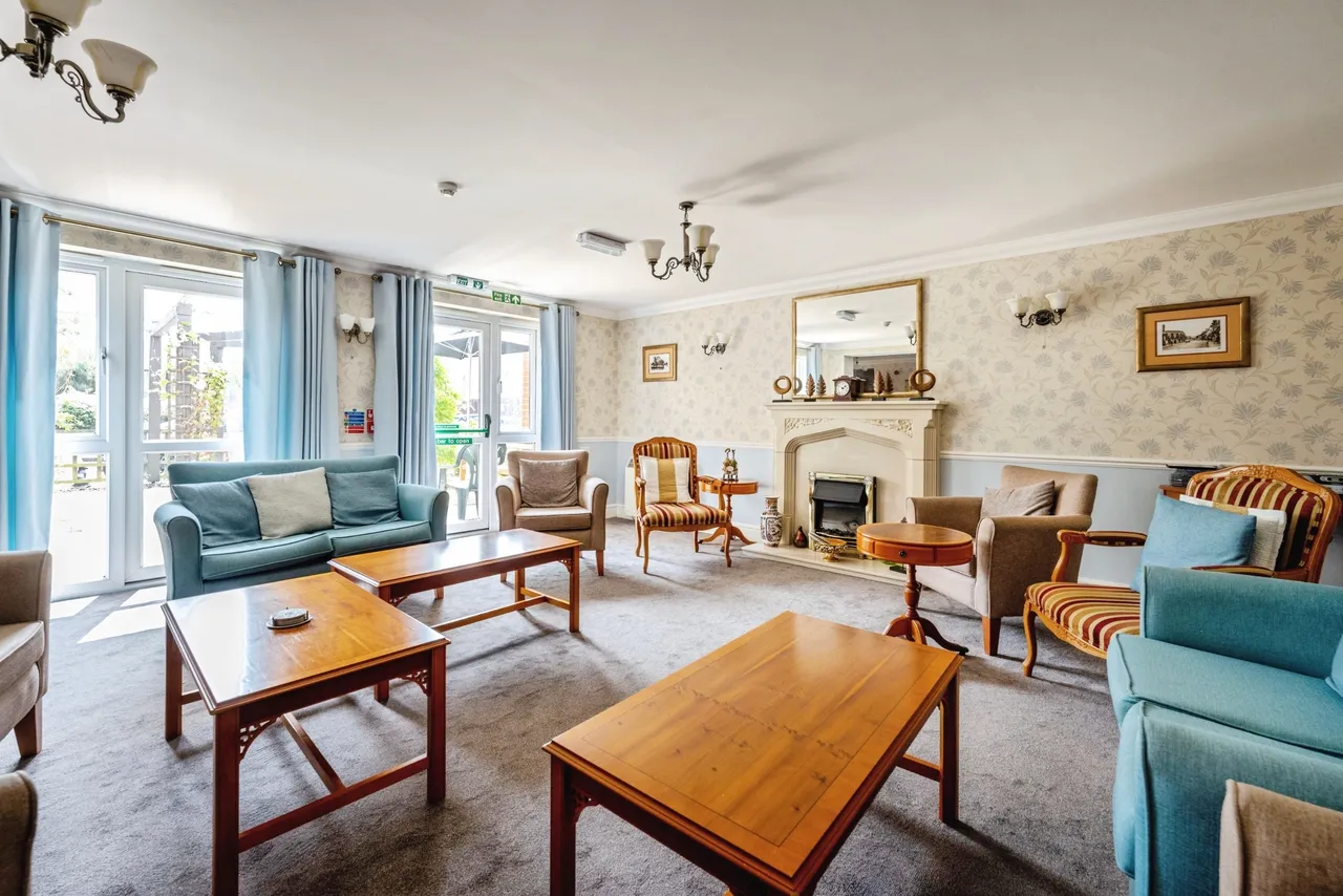 Alexandra Road, Gorseinon, SA4, photo 13