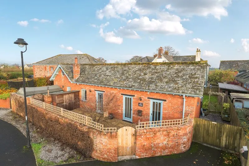 3 bed house for sale — Rewe Barton, Rewe, Exeter