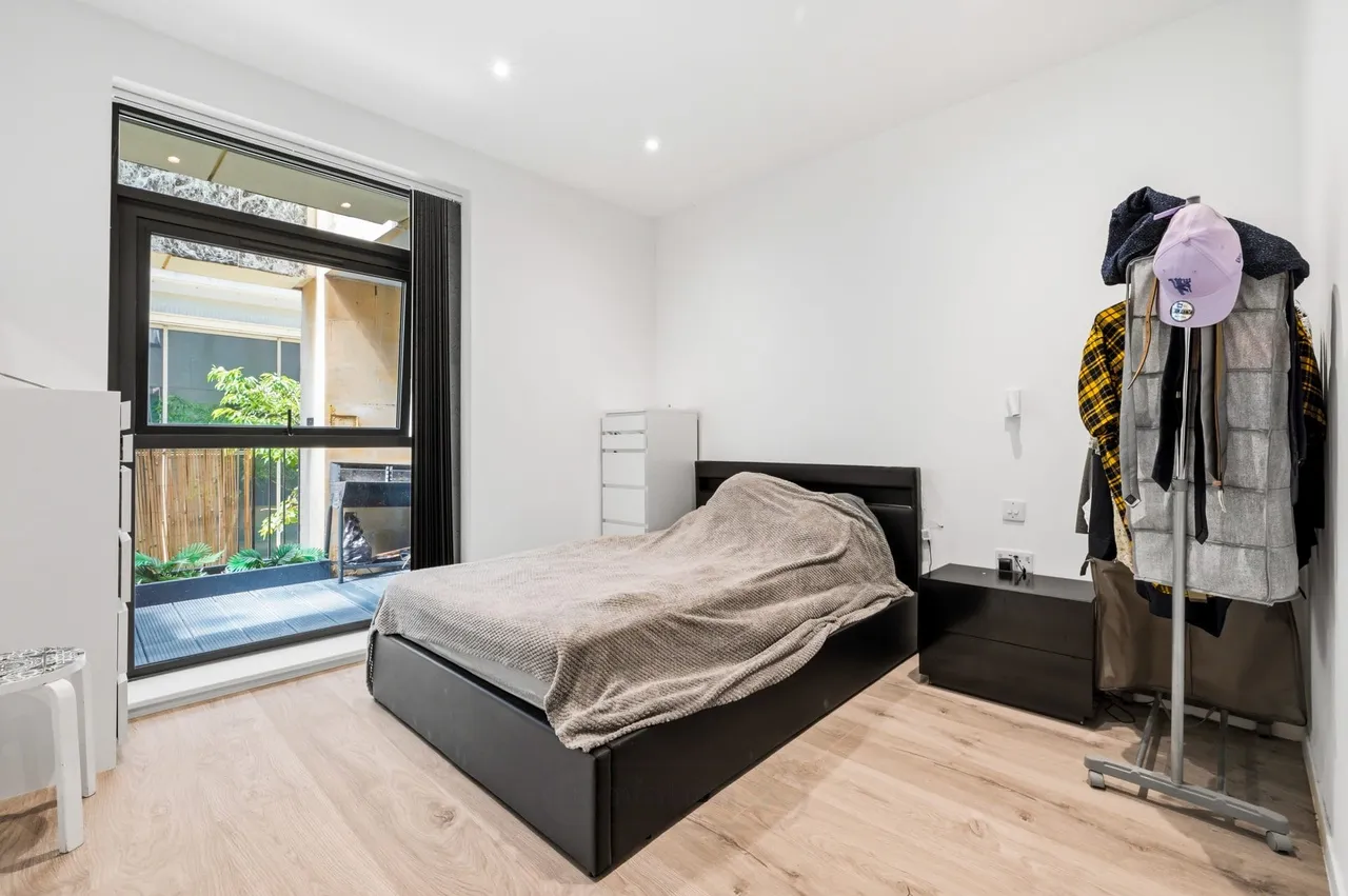 Flat 1, Tempus House, Milton Keynes, 249 Midsummer Boulevard, MK9 1FP, photo 9