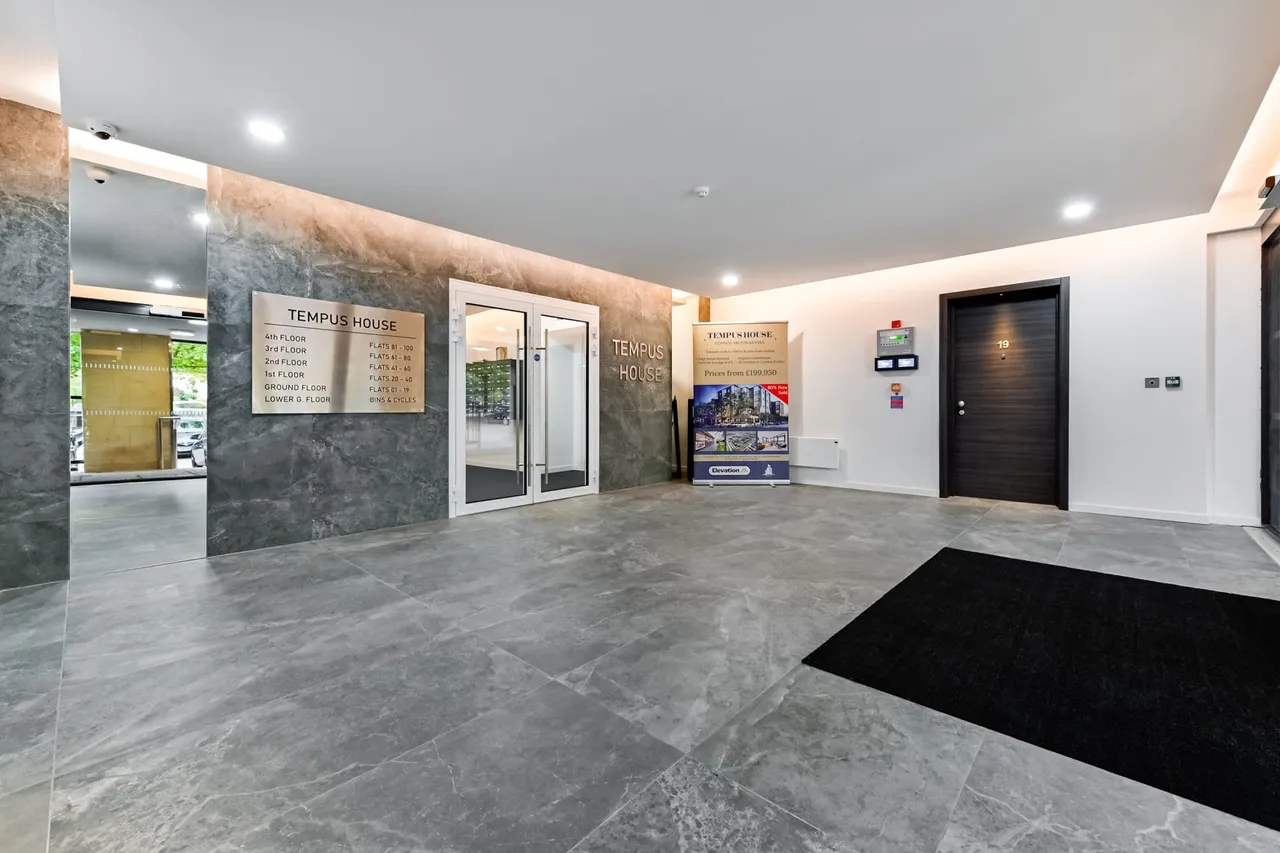 Flat 1, Tempus House, Milton Keynes, 249 Midsummer Boulevard, MK9 1FP, photo 4