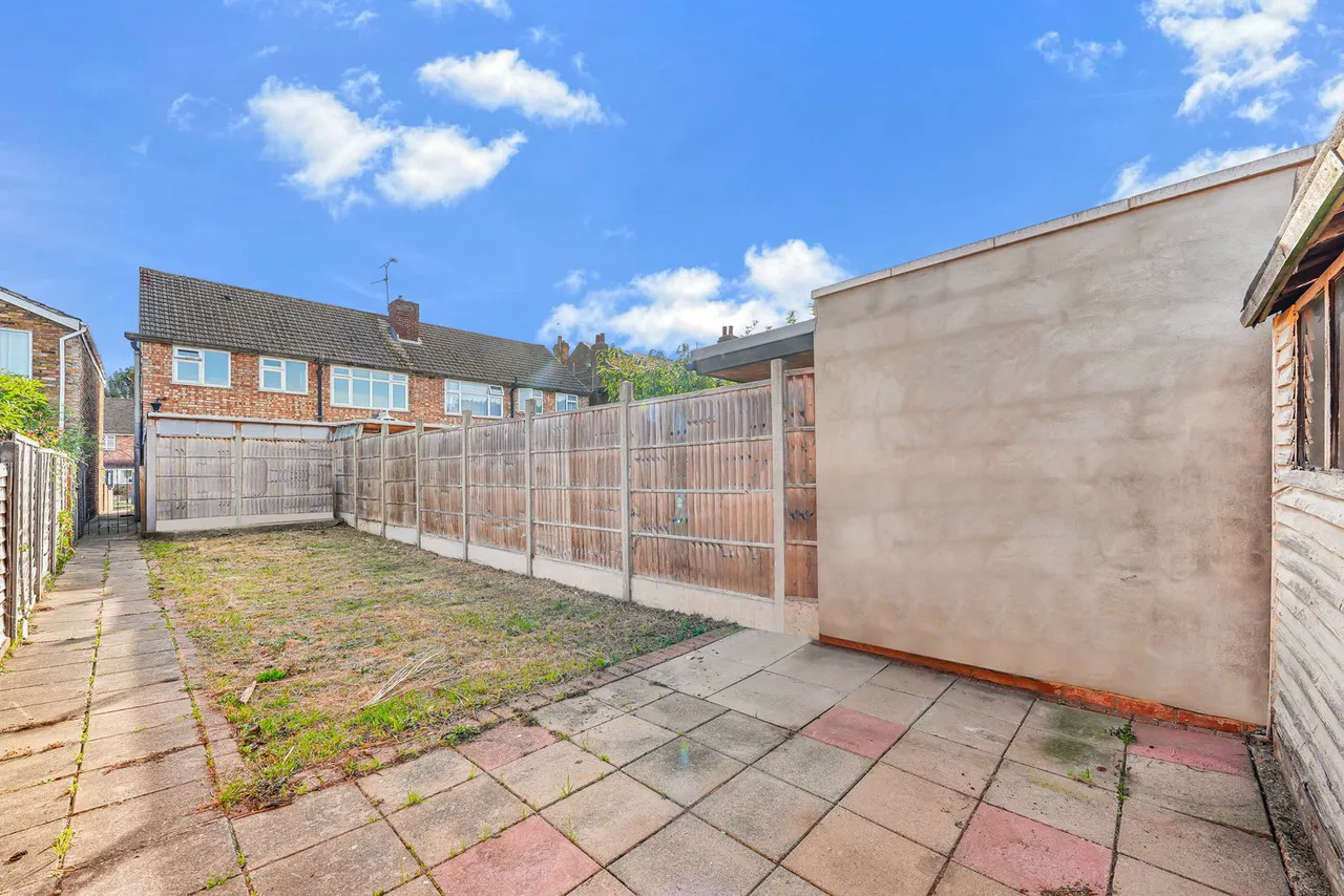 Bury Green Road, West Cheshunt, EN7, photo 13