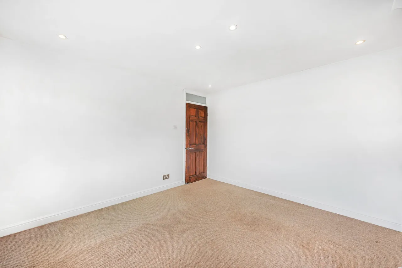 Bury Green Road, West Cheshunt, EN7, photo 4