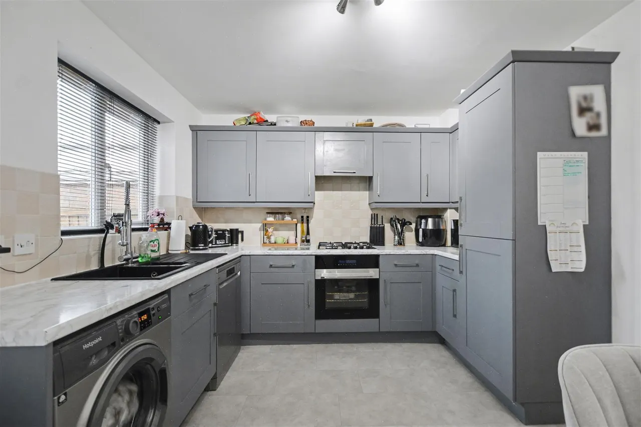 Redbridge Close, Ilkeston, DE7, photo 5