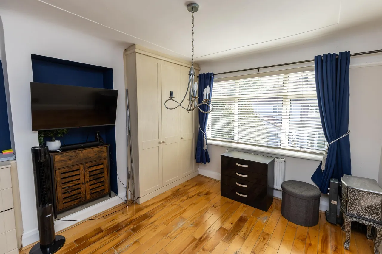 Beech Grove, Whitby, CH66, photo 12
