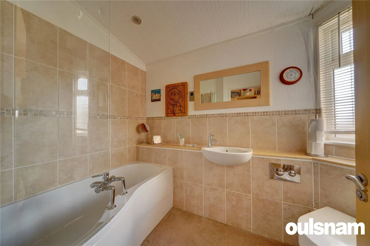 Hanbury Road, Droitwich, Worcestershire, WR9 7FB, photo 15