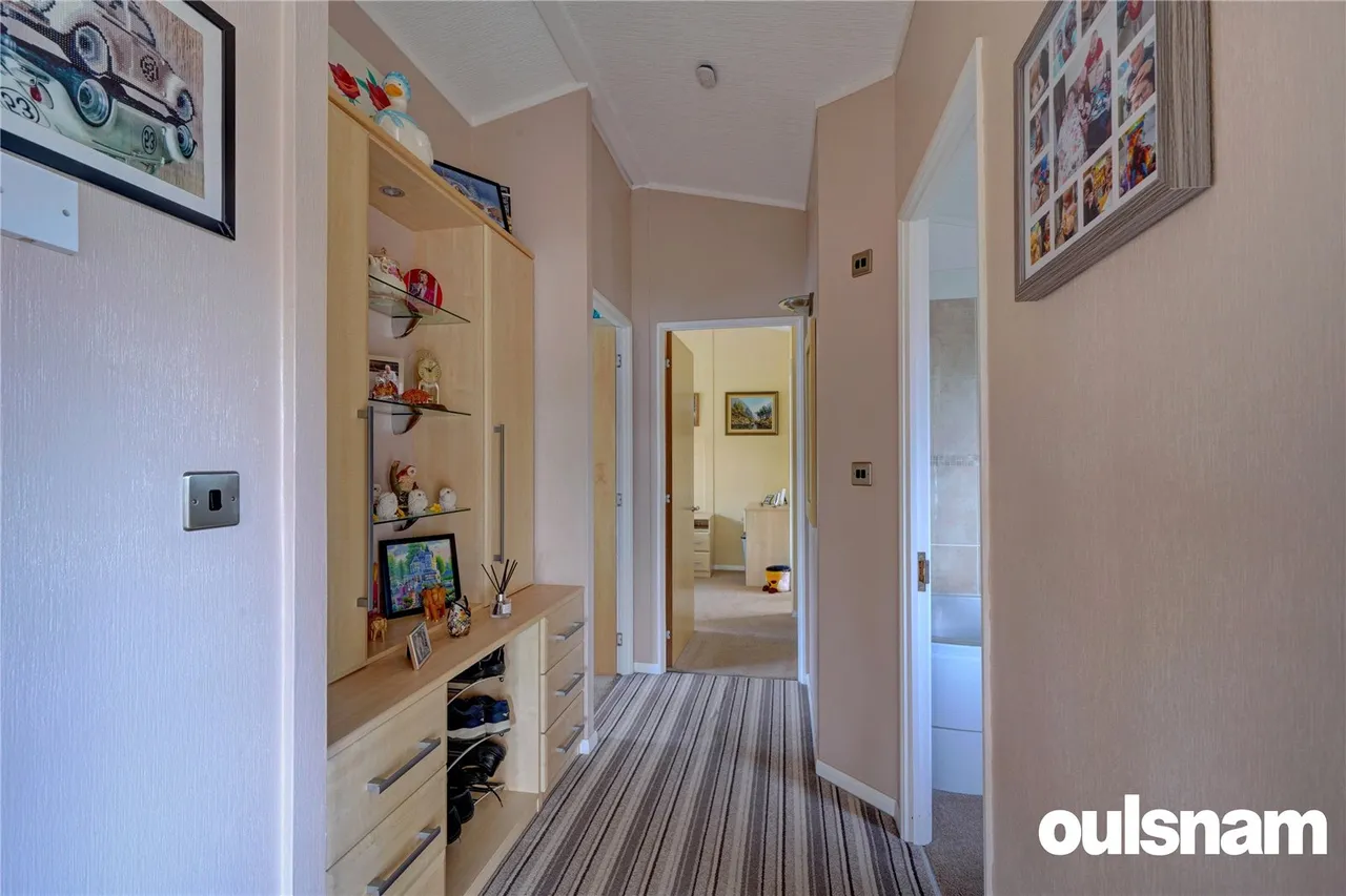 Hanbury Road, Droitwich, Worcestershire, WR9 7FB, photo 11