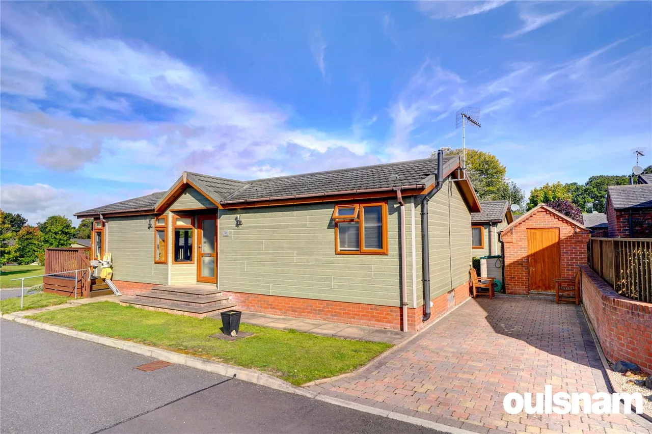 Hanbury Road, Droitwich, Worcestershire, WR9 7FB, photo 22