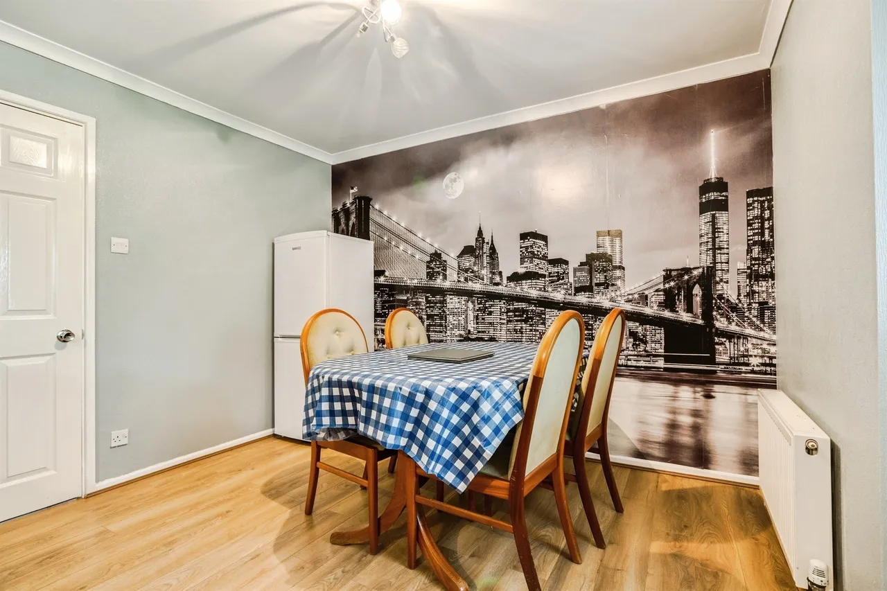 Avondale Drive, Stanley, Wakefield, photo 4