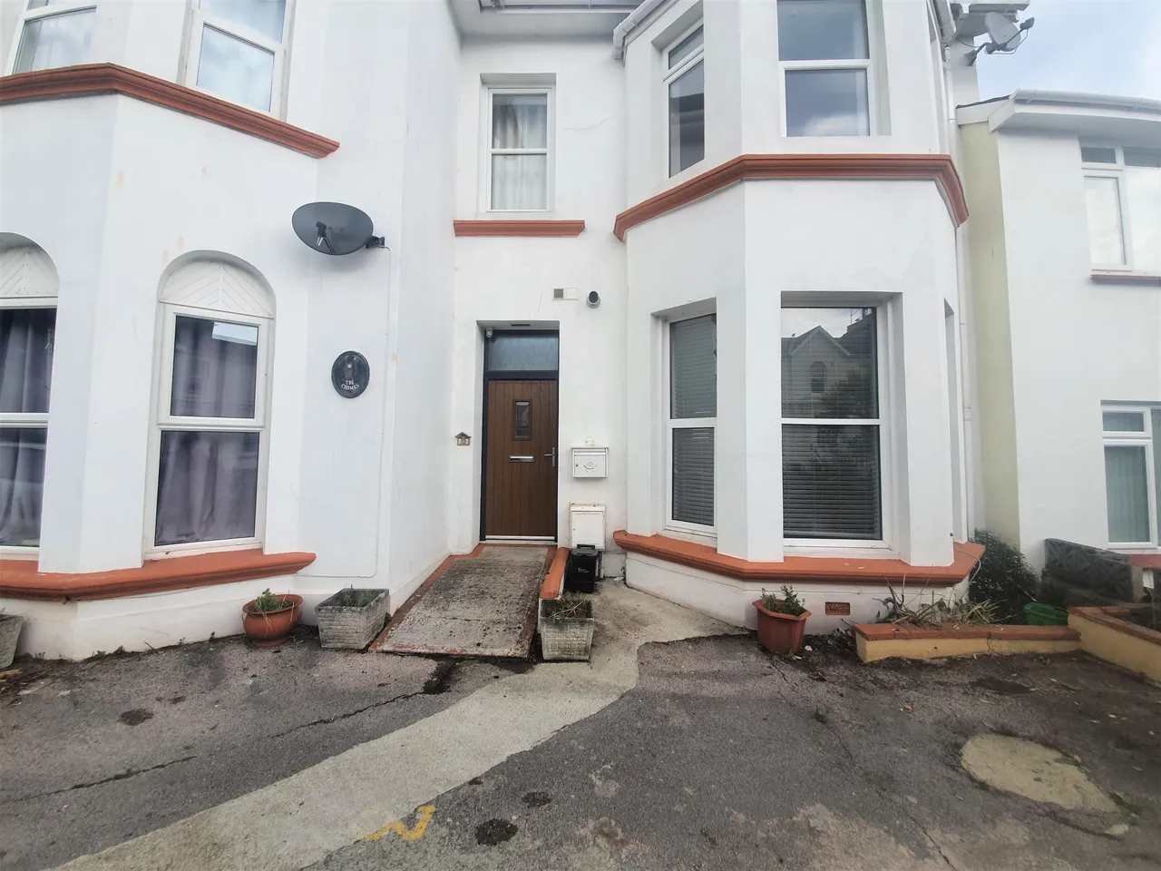 2 bed house to rent, Grosvenor Road, Paignton, TQ4