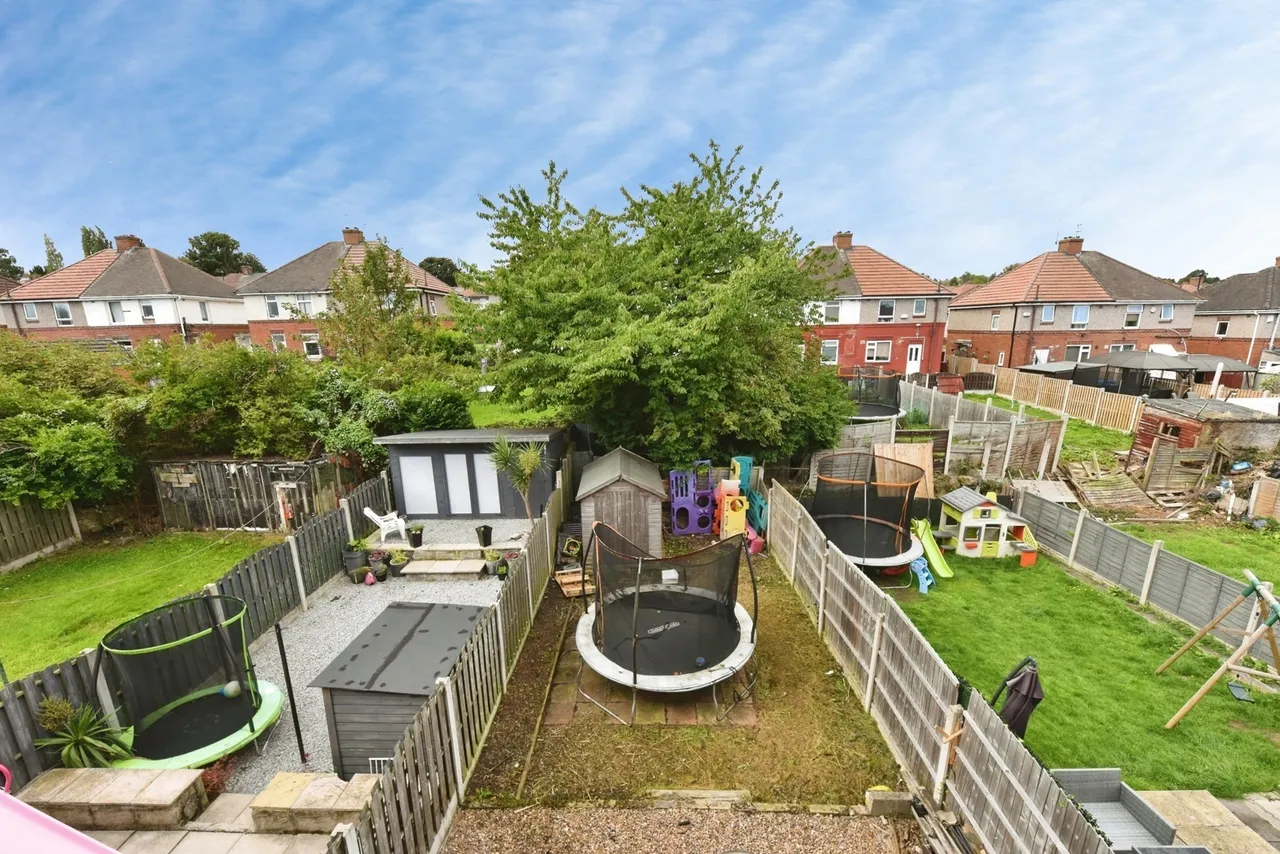 Fishponds Road, Sheffield, South Yorkshire, S13, photo 4