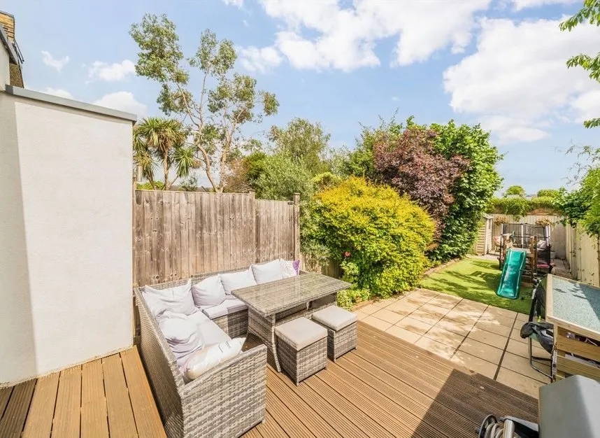 Fifth Cross Road, Twickenham, TW2, photo 9