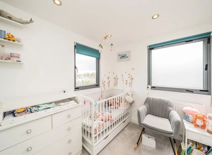 Fifth Cross Road, Twickenham, TW2, photo 6