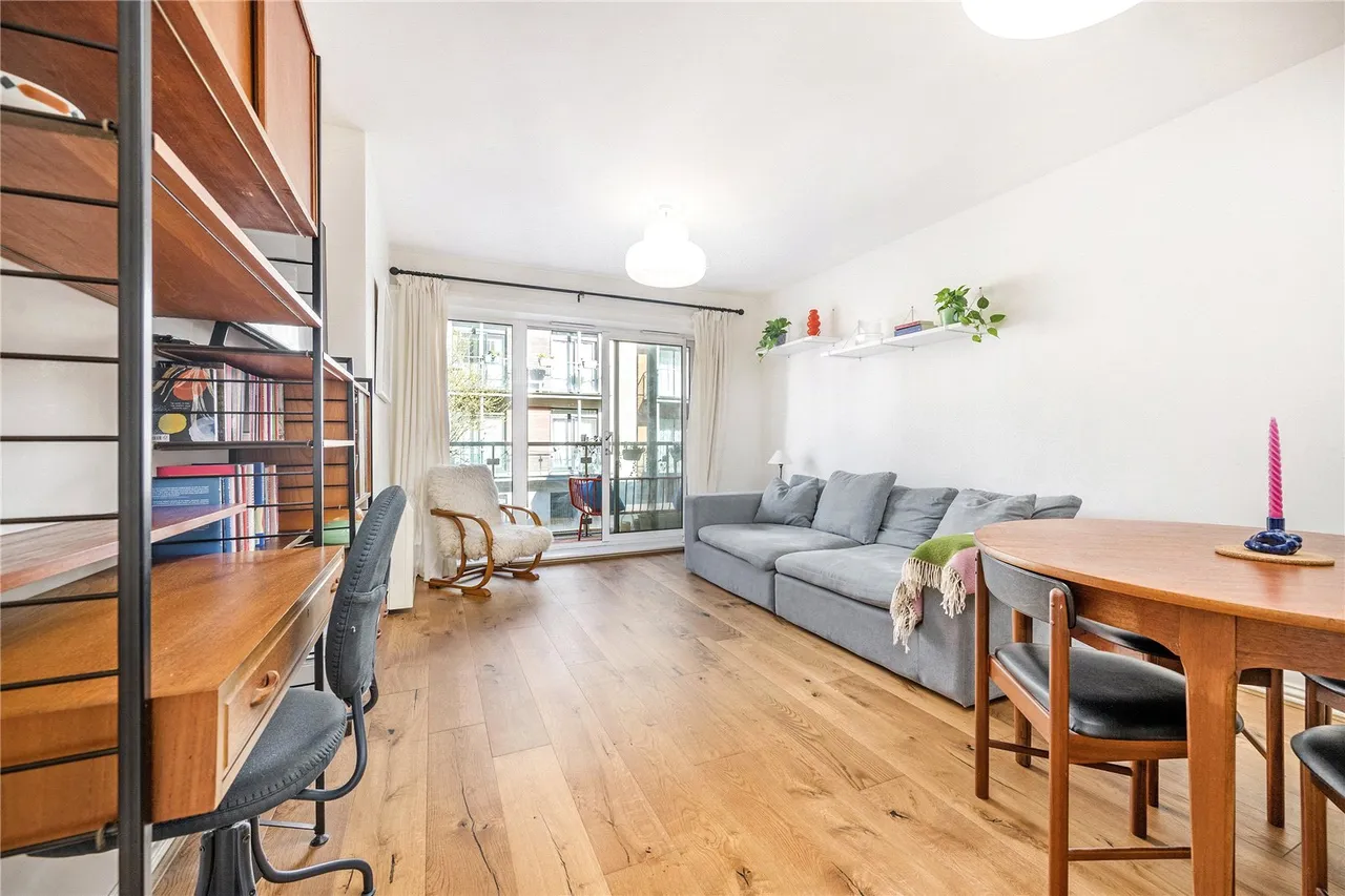 Oakwood Close, Hither Green, SE13, photo 2
